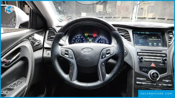 HYUNDAI GRANDEUR HG300 PREMIUM