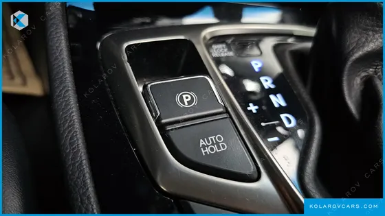 HYUNDAI GRANDEUR HG240 LUXURY