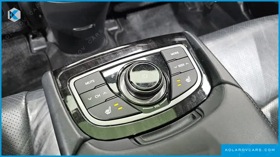 HYUNDAI GRANDEUR HG240 LUXURY
