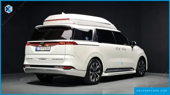 KIA CARNIVAL GASOLINE 9-SEATER HI-LIMOUSINE
