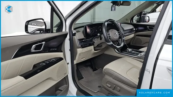 KIA CARNIVAL GASOLINE 9-SEATER HI-LIMOUSINE