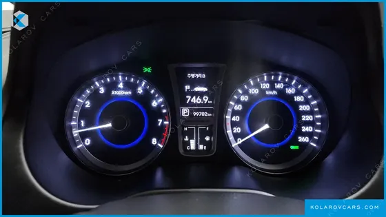 HYUNDAI GRANDEUR HG240 LUXURY