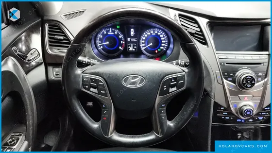 HYUNDAI GRANDEUR HG240 LUXURY