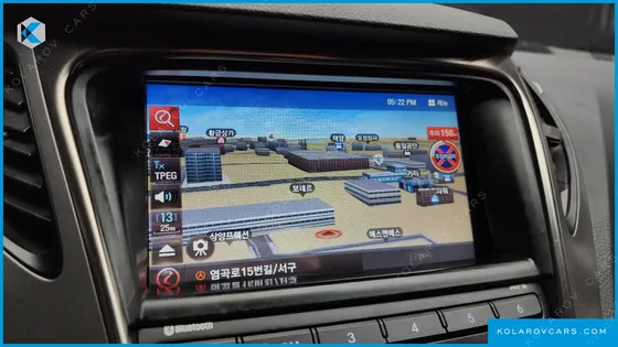 HYUNDAI GRANDEUR HG240 LUXURY