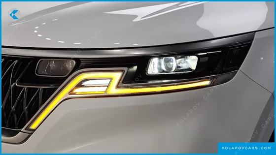KIA CARNIVAL DIESEL 7-SEATER SIGNATURE
