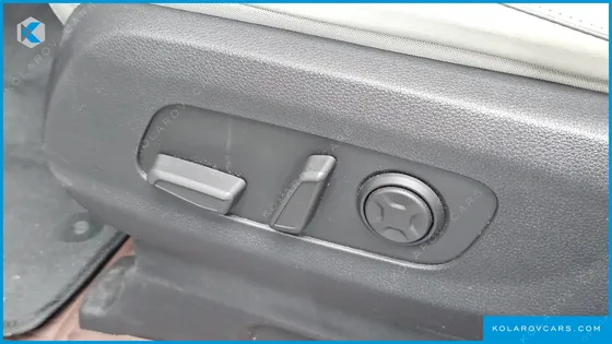 KIA CARNIVAL DIESEL 7-SEATER SIGNATURE