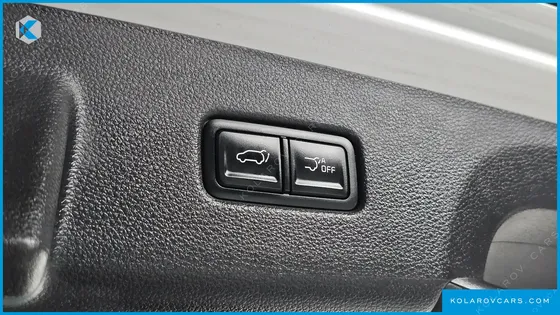 KIA CARNIVAL DIESEL 7-SEATER SIGNATURE