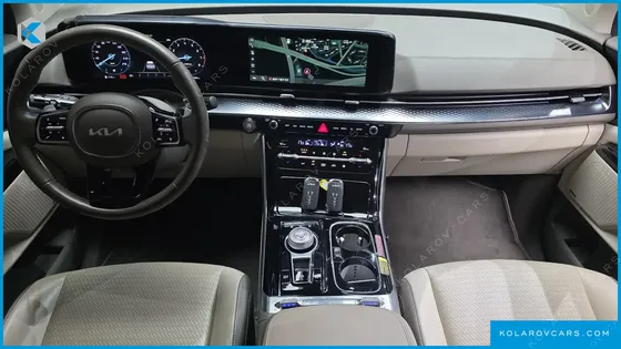KIA CARNIVAL GASOLINE 9-SEATER HI-LIMOUSINE