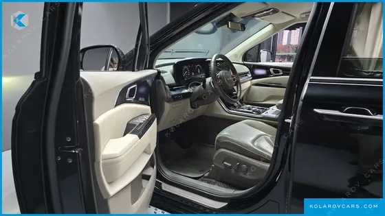 KIA CARNIVAL GASOLINE 9-SEATER HI-LIMOUSINE