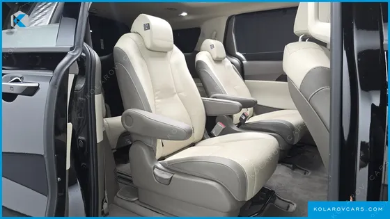 KIA CARNIVAL DIESEL 9-SEATER SIGNATURE