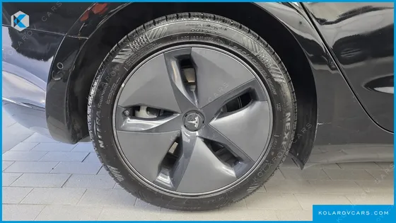 TESLA MODEL 3 STANDARD RANGE PLUE RWD