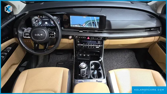 KIA CARNIVAL GASOLINE 9-SEATER SIGNATURE