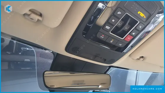 KIA CARNIVAL GASOLINE 9-SEATER SIGNATURE