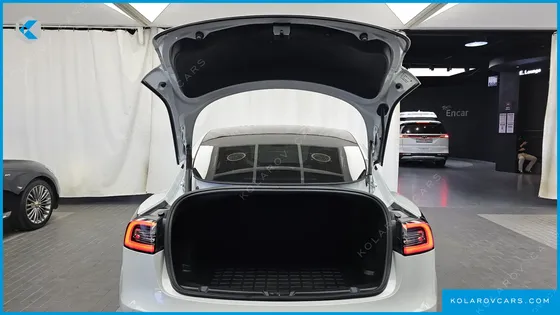 TESLA MODEL 3 LONG RANGE AWD