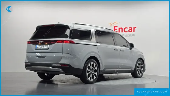 KIA CARNIVAL DIESEL 7-SEATER OUTDOOR