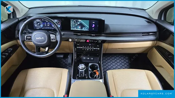 KIA CARNIVAL DIESEL 7-SEATER OUTDOOR