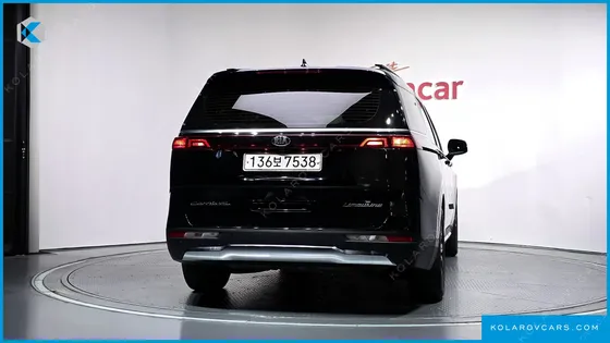 KIA CARNIVAL GASOLINE 7-SEATER NOBLESSE
