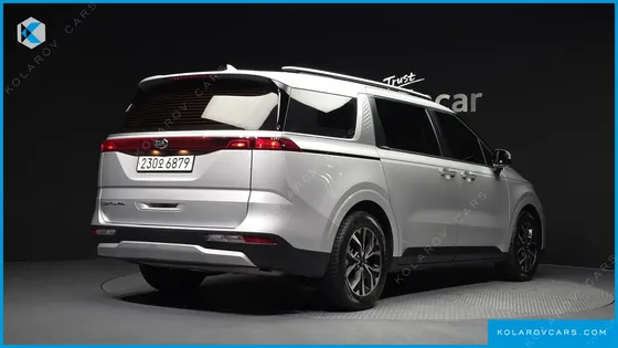 KIA CARNIVAL DIESEL 9-SEATER PRESTIGE