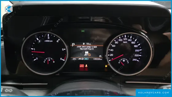 KIA CARNIVAL DIESEL 9-SEATER PRESTIGE