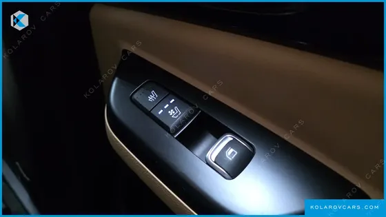 KIA CARNIVAL DIESEL 9-SEATER PRESTIGE