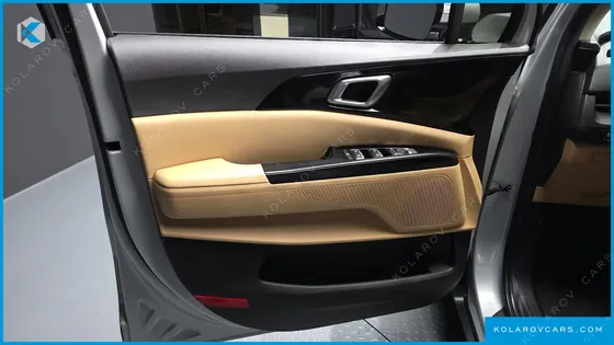 KIA CARNIVAL DIESEL 9-SEATER PRESTIGE
