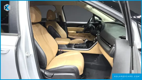 KIA CARNIVAL DIESEL 9-SEATER PRESTIGE