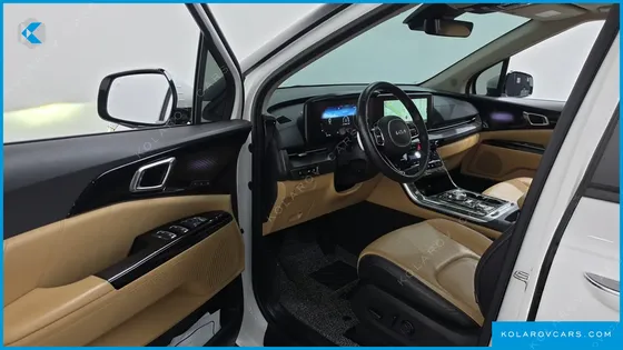 KIA CARNIVAL DIESEL 9-SEATER SIGNATURE