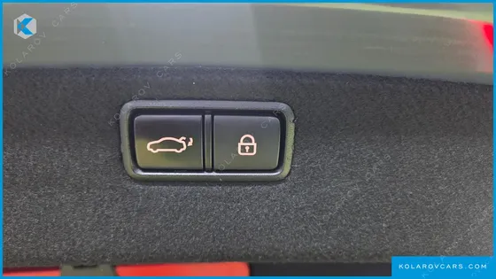 HYUNDAI GENESIS G330 PREMIUM AWD