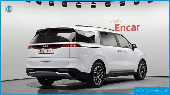 KIA CARNIVAL DIESEL 9-SEATER PRESTIGE