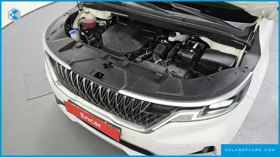 KIA CARNIVAL DIESEL 9-SEATER PRESTIGE