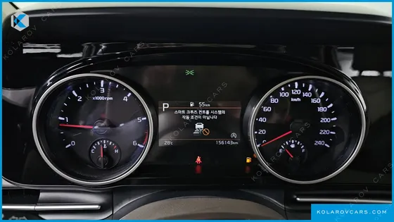 KIA CARNIVAL DIESEL 9-SEATER PRESTIGE
