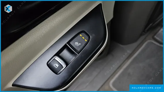KIA CARNIVAL DIESEL 9-SEATER PRESTIGE