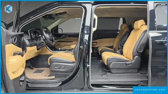 KIA CARNIVAL DIESEL 9-SEATER NOBLESSE