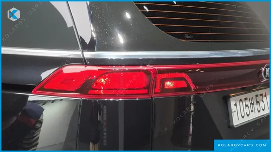 KIA CARNIVAL DIESEL 9-SEATER NOBLESSE