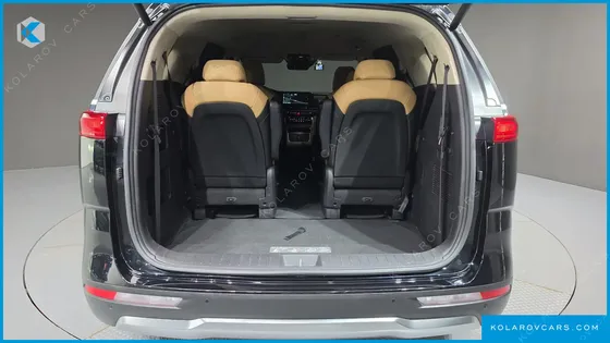 KIA CARNIVAL DIESEL 9-SEATER NOBLESSE