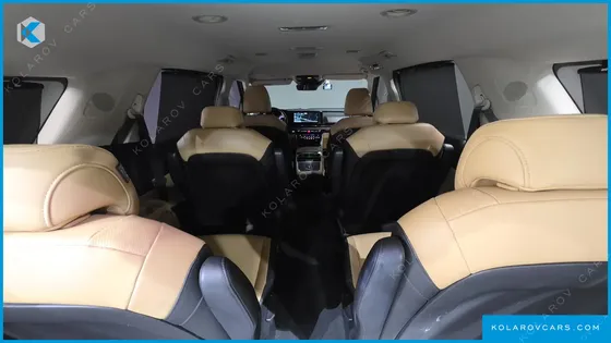 KIA CARNIVAL DIESEL 9-SEATER NOBLESSE