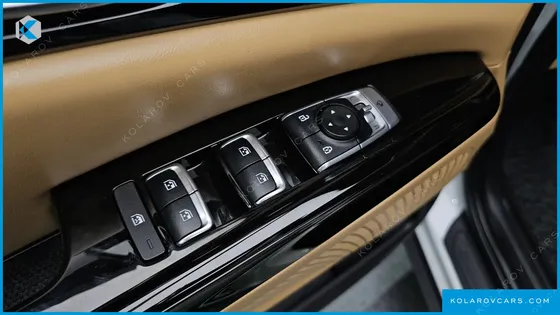 KIA CARNIVAL DIESEL 7-SEATER NOBLESSE