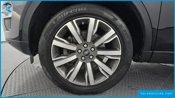 LAND ROVER DISCOVERY SPORT 2.0 TD4 HSE LUXURY