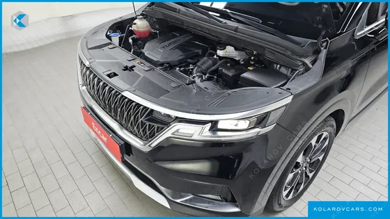 KIA CARNIVAL DIESEL 9-SEATER NOBLESSE