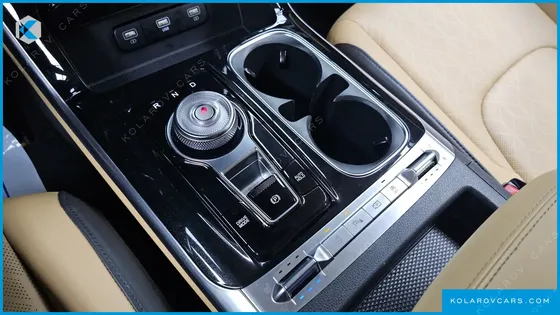 KIA CARNIVAL DIESEL 9-SEATER NOBLESSE