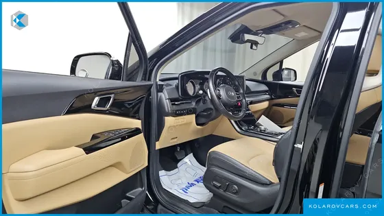 KIA CARNIVAL DIESEL 9-SEATER NOBLESSE