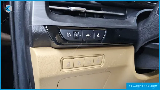 KIA CARNIVAL DIESEL 9-SEATER NOBLESSE