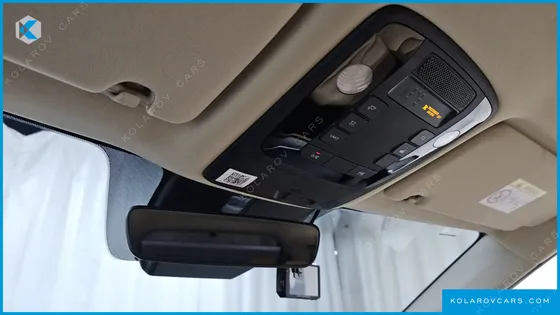 KIA CARNIVAL DIESEL 9-SEATER NOBLESSE