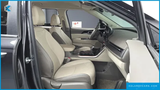 KIA CARNIVAL DIESEL 9-SEATER PRESTIGE
