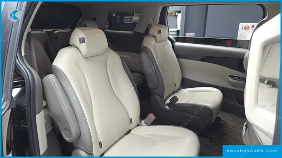 KIA CARNIVAL DIESEL 9-SEATER PRESTIGE