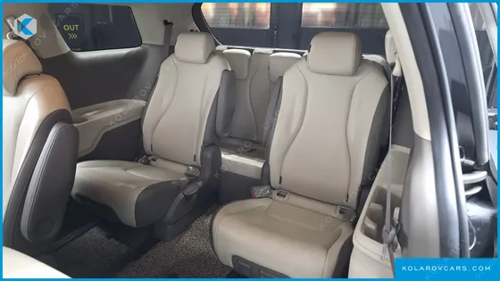 KIA CARNIVAL DIESEL 9-SEATER PRESTIGE