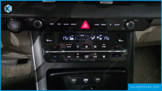 KIA CARNIVAL DIESEL 9-SEATER PRESTIGE