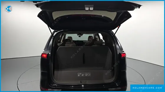 KIA CARNIVAL DIESEL 9-SEATER PRESTIGE