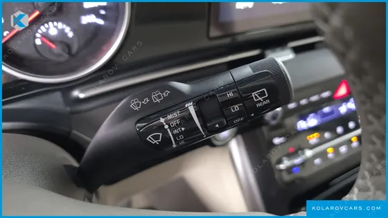 KIA CARNIVAL DIESEL 9-SEATER PRESTIGE
