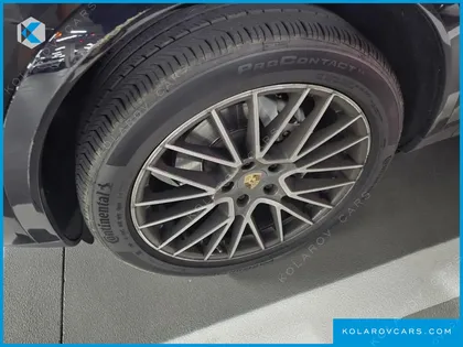 PORSCHE CAYENNE 3.0